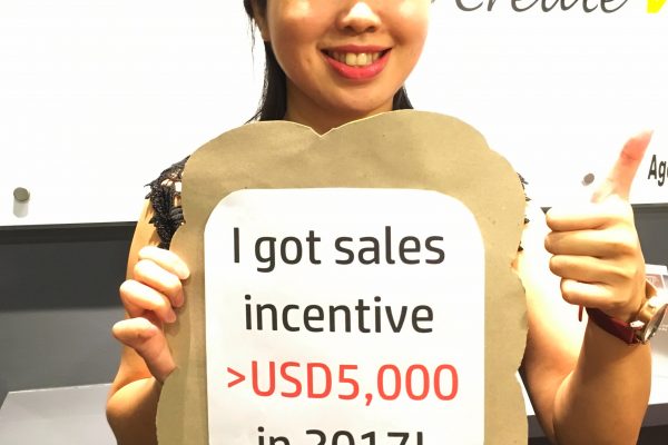 A big congratulations to our Star Performer for Team Malaysia, Vivi Tan for bagging more than USD 5,000 special incentives (on top of commission) this year!